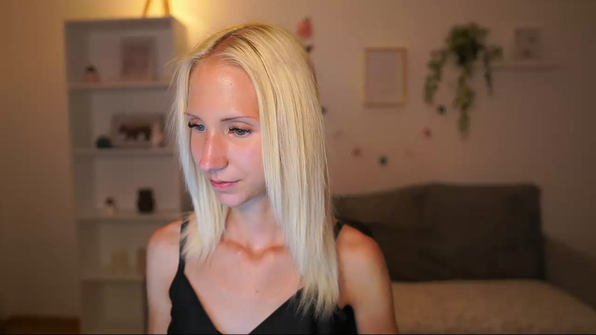 Gallery image thumbnail from PierrePerri's myfreecams stream on, 07/29/2026, 22:35 image 19 of 20
