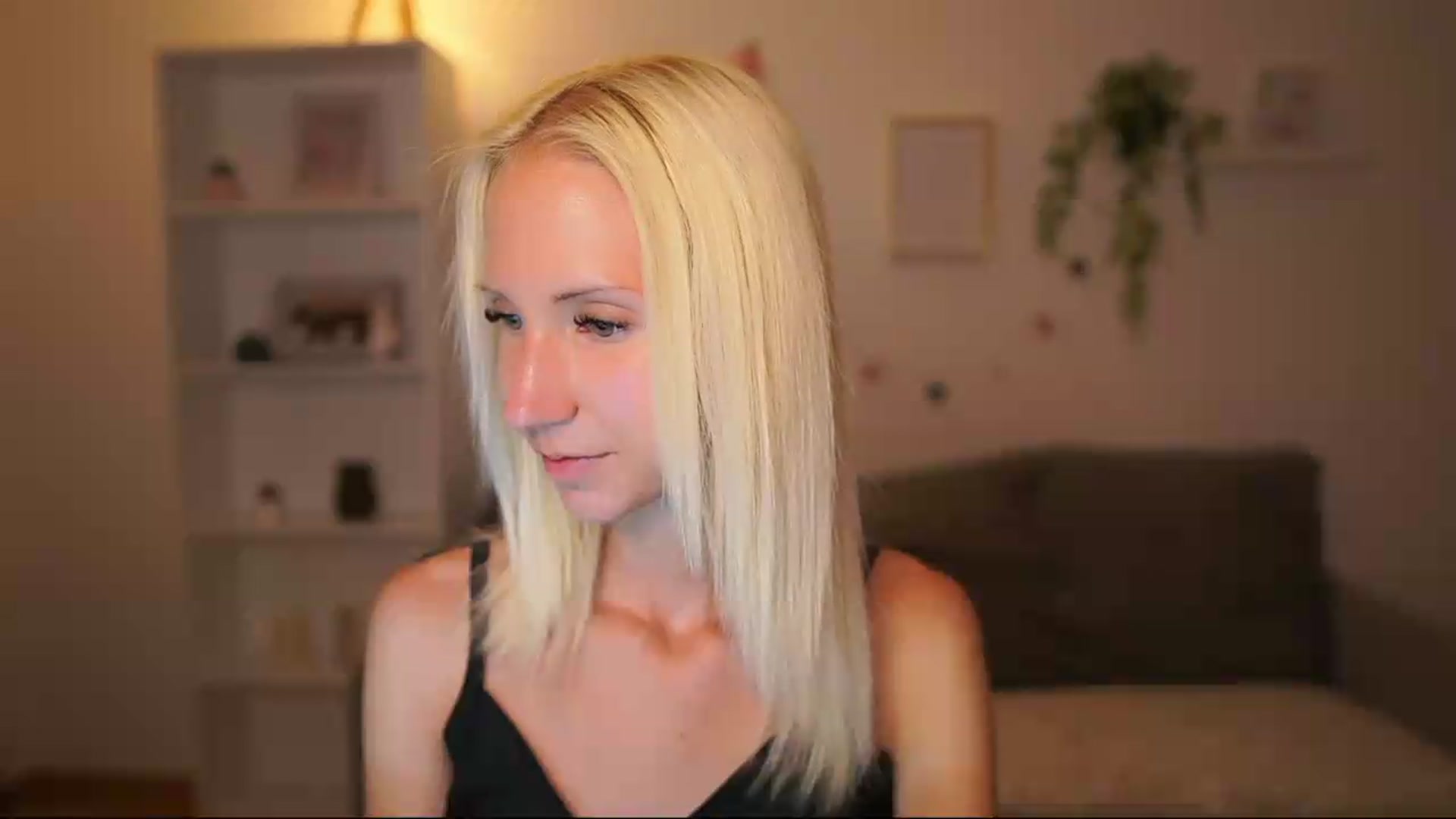 Gallery image thumbnail from PierrePerri's myfreecams stream on, 07/29/2026, 22:35 image 16 of 20