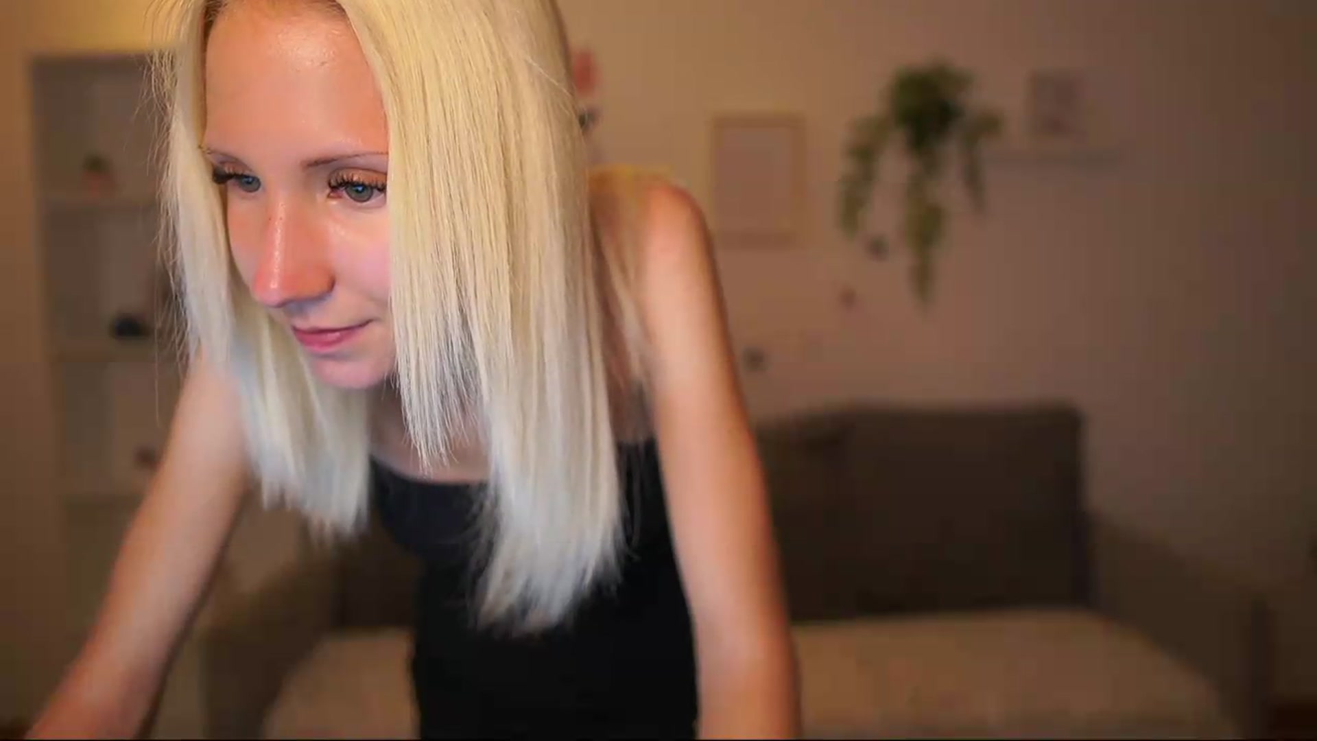 Gallery image thumbnail from PierrePerri's myfreecams stream on, 07/31/2026, 18:20 image 14 of 20