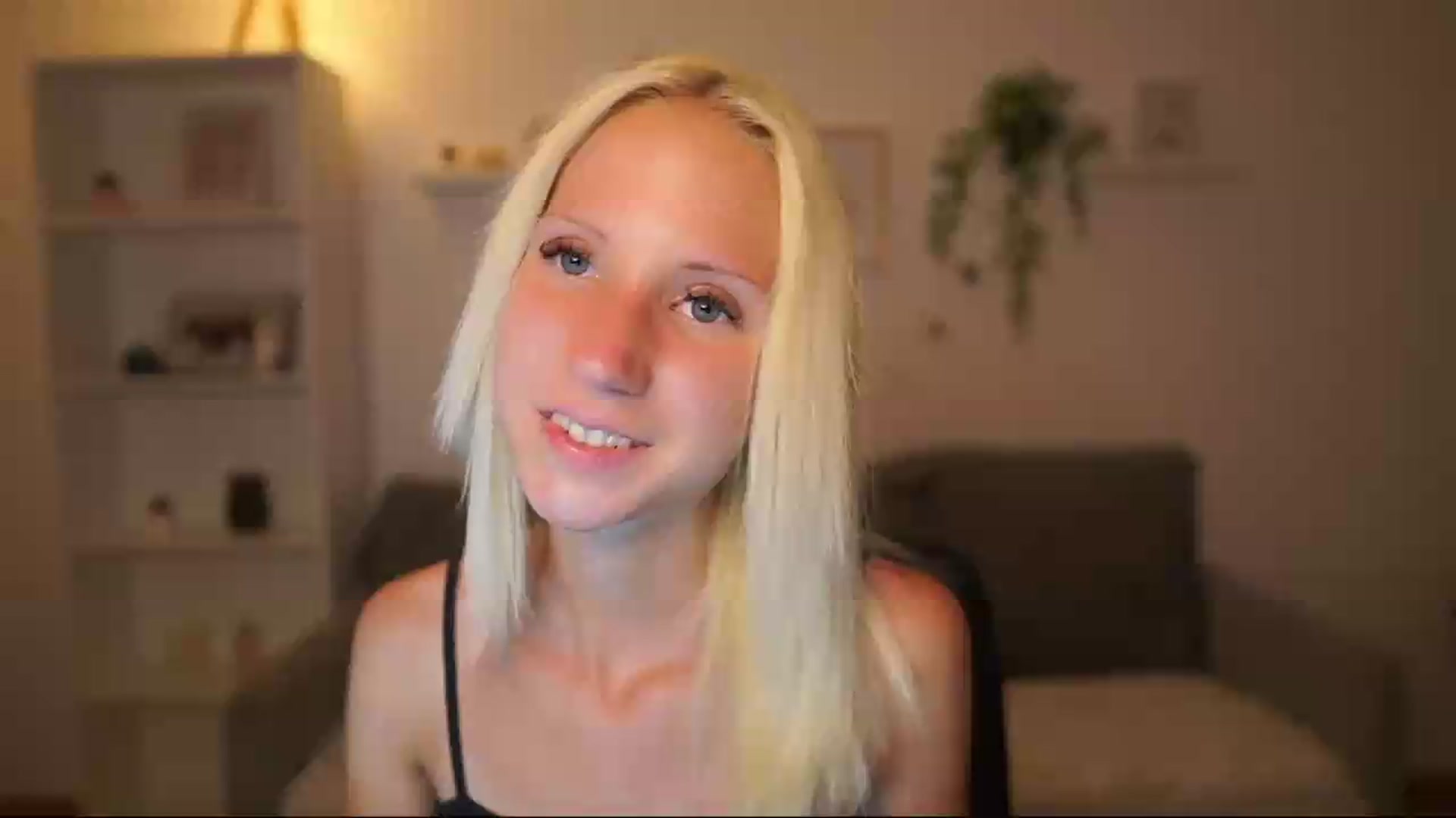 Gallery image thumbnail from PierrePerri's myfreecams stream on, 07/31/2026, 18:20 image 9 of 20