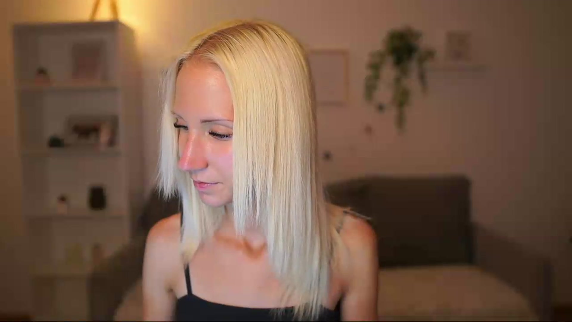 Gallery image thumbnail from PierrePerri's myfreecams stream on, 07/31/2026, 18:20 image 19 of 20
