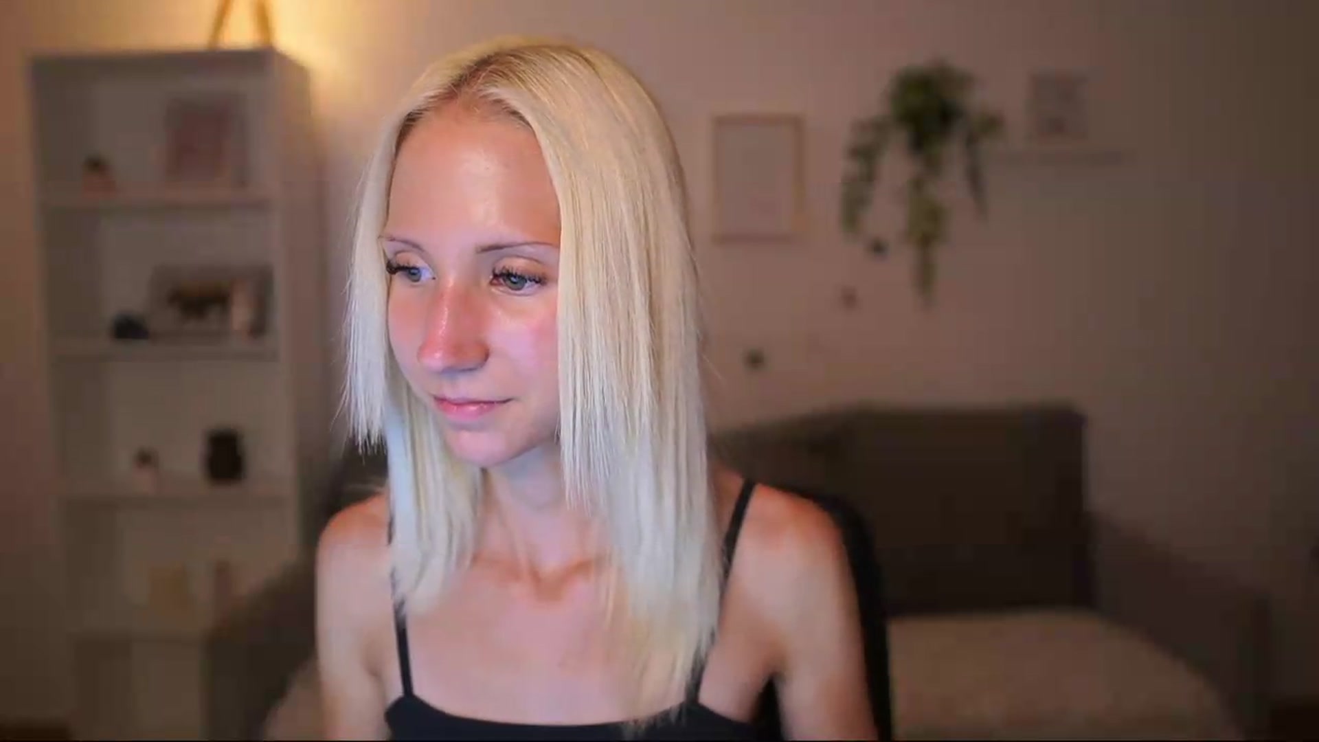 Gallery image thumbnail from PierrePerri's myfreecams stream on, 07/31/2026, 18:51 image 15 of 20