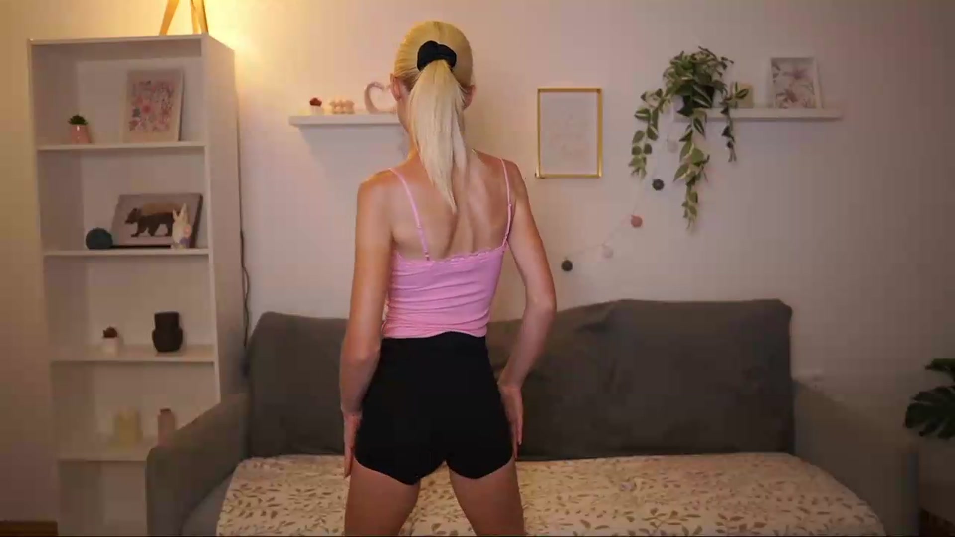 Gallery image thumbnail from PierrePerri's myfreecams stream on, 08/03/2026, 22:45 image 17 of 20