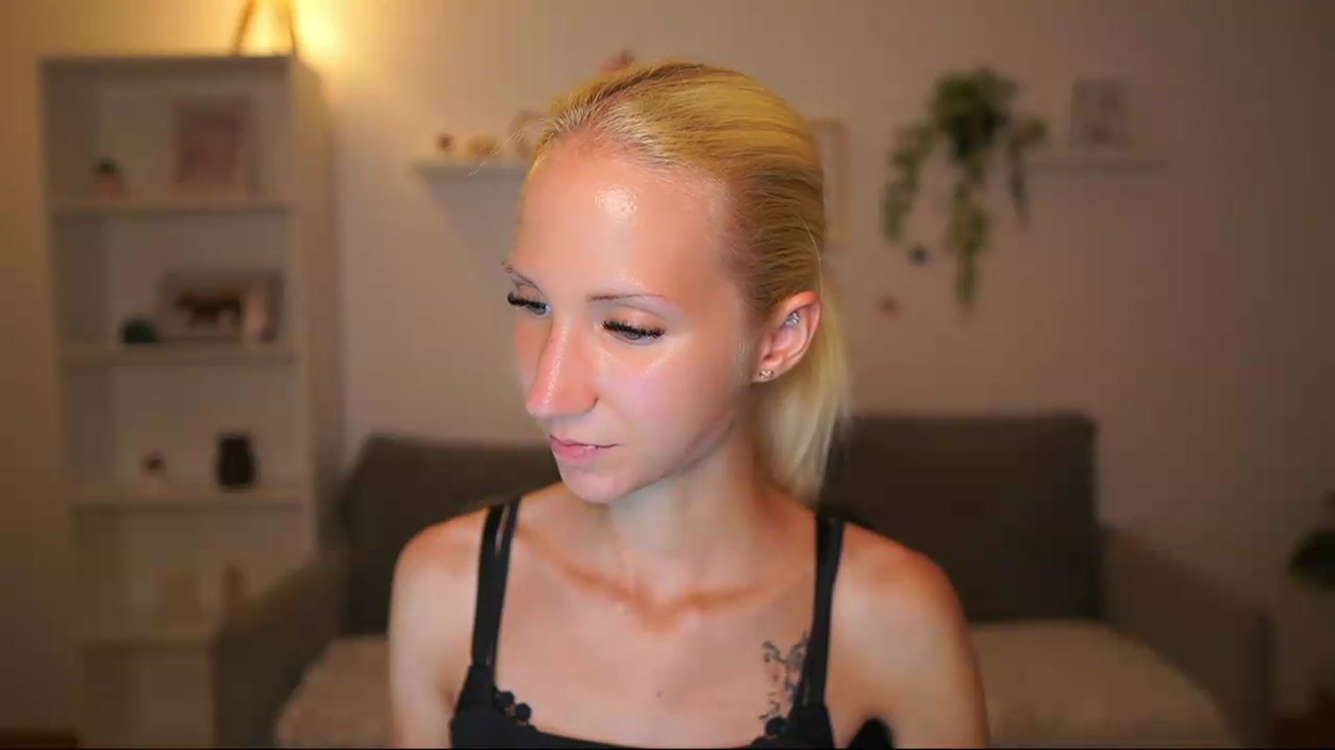 Gallery image thumbnail from PierrePerri's myfreecams stream on, 08/04/2026, 20:36 image 18 of 20