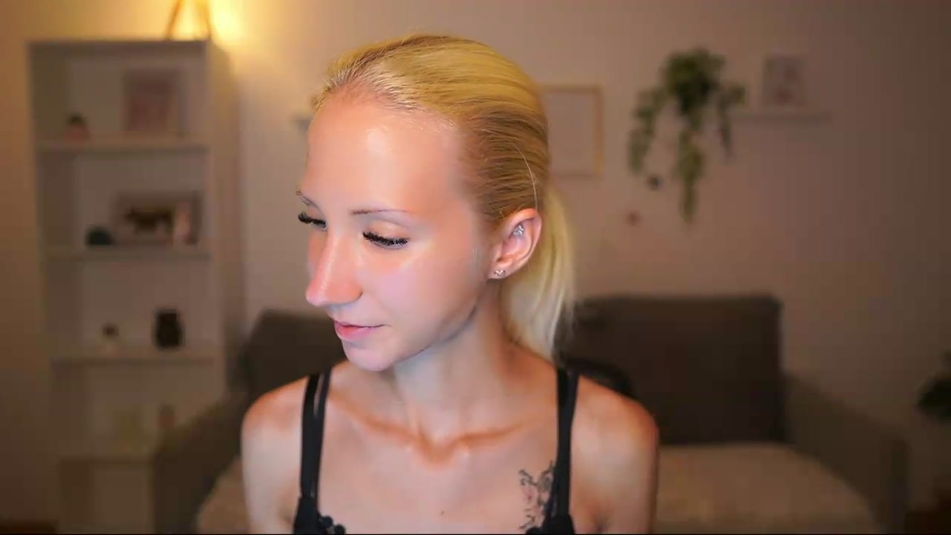 Gallery image thumbnail from PierrePerri's myfreecams stream on, 08/04/2026, 20:36 image 17 of 20