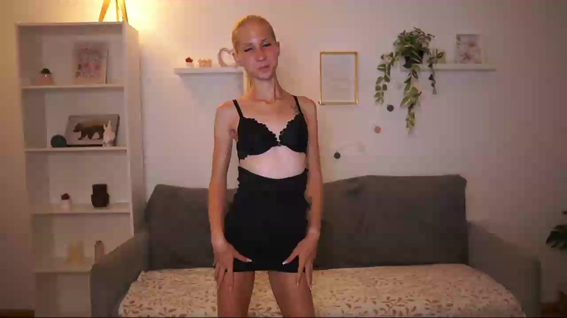 Gallery image thumbnail from PierrePerri's myfreecams stream on, 08/04/2026, 21:15 image 1 of 20