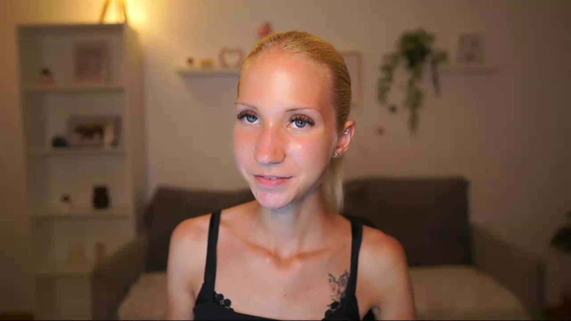 Gallery image thumbnail from PierrePerri's myfreecams stream on, 08/04/2026, 21:49 image 15 of 20