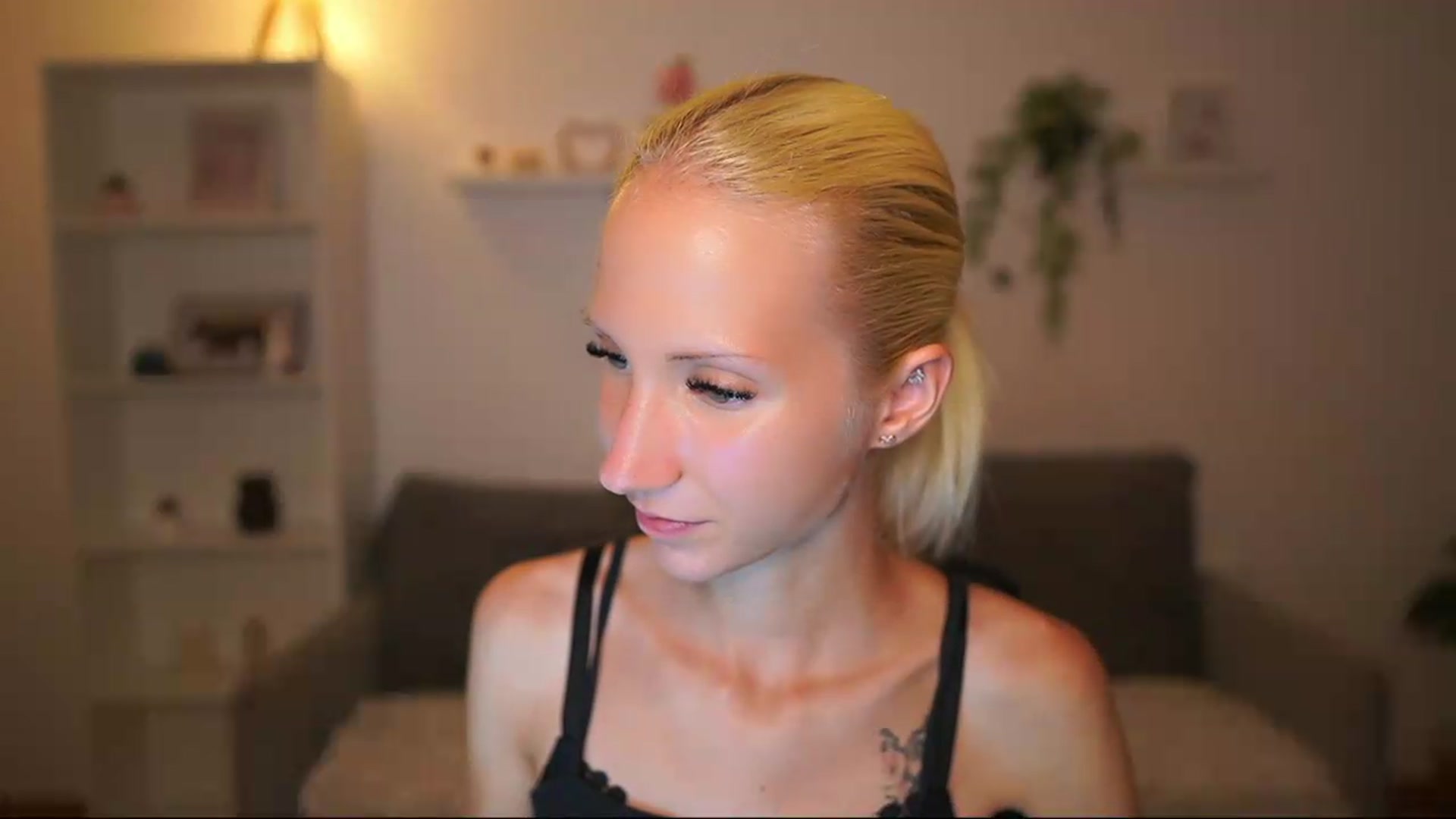 Gallery image thumbnail from PierrePerri's myfreecams stream on, 08/04/2026, 21:49 image 10 of 20