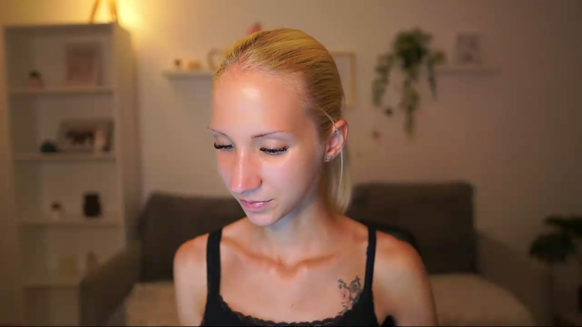 Gallery image thumbnail from PierrePerri's myfreecams stream on, 08/07/2026, 20:15 image 11 of 20