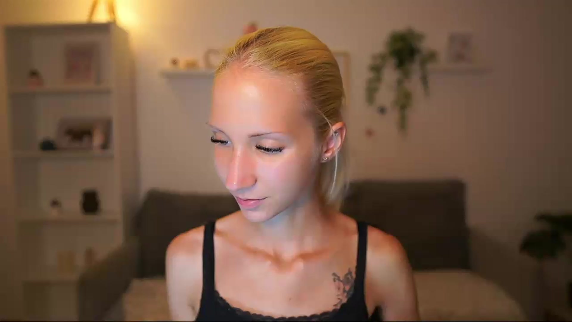 Gallery image thumbnail from PierrePerri's myfreecams stream on, 08/07/2026, 20:15 image 13 of 20
