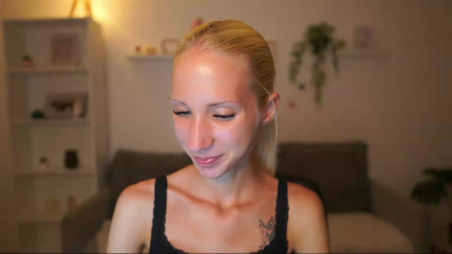 Gallery image thumbnail from PierrePerri's myfreecams stream on, 08/07/2026, 20:15 image 19 of 20
