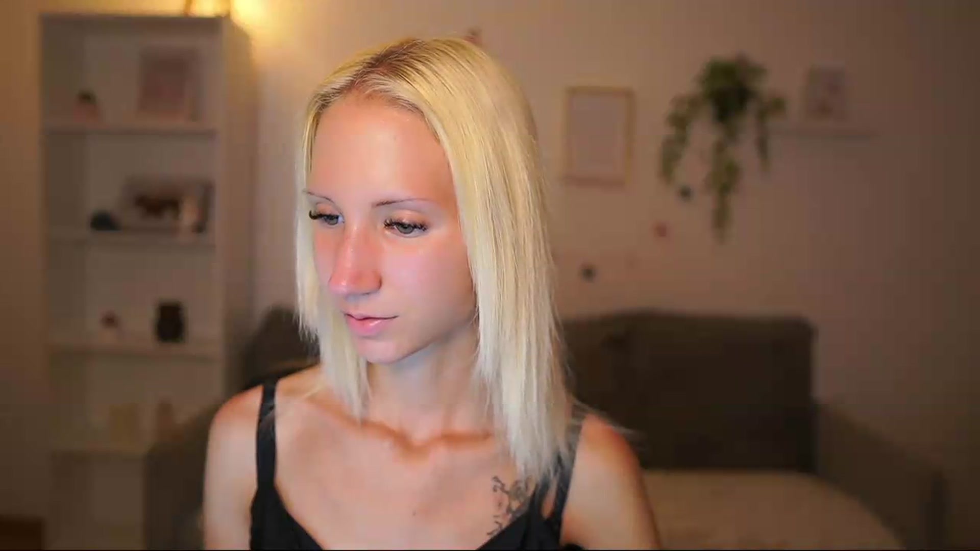 Gallery image thumbnail from PierrePerri's myfreecams stream on, 08/11/2026, 18:38 image 7 of 20