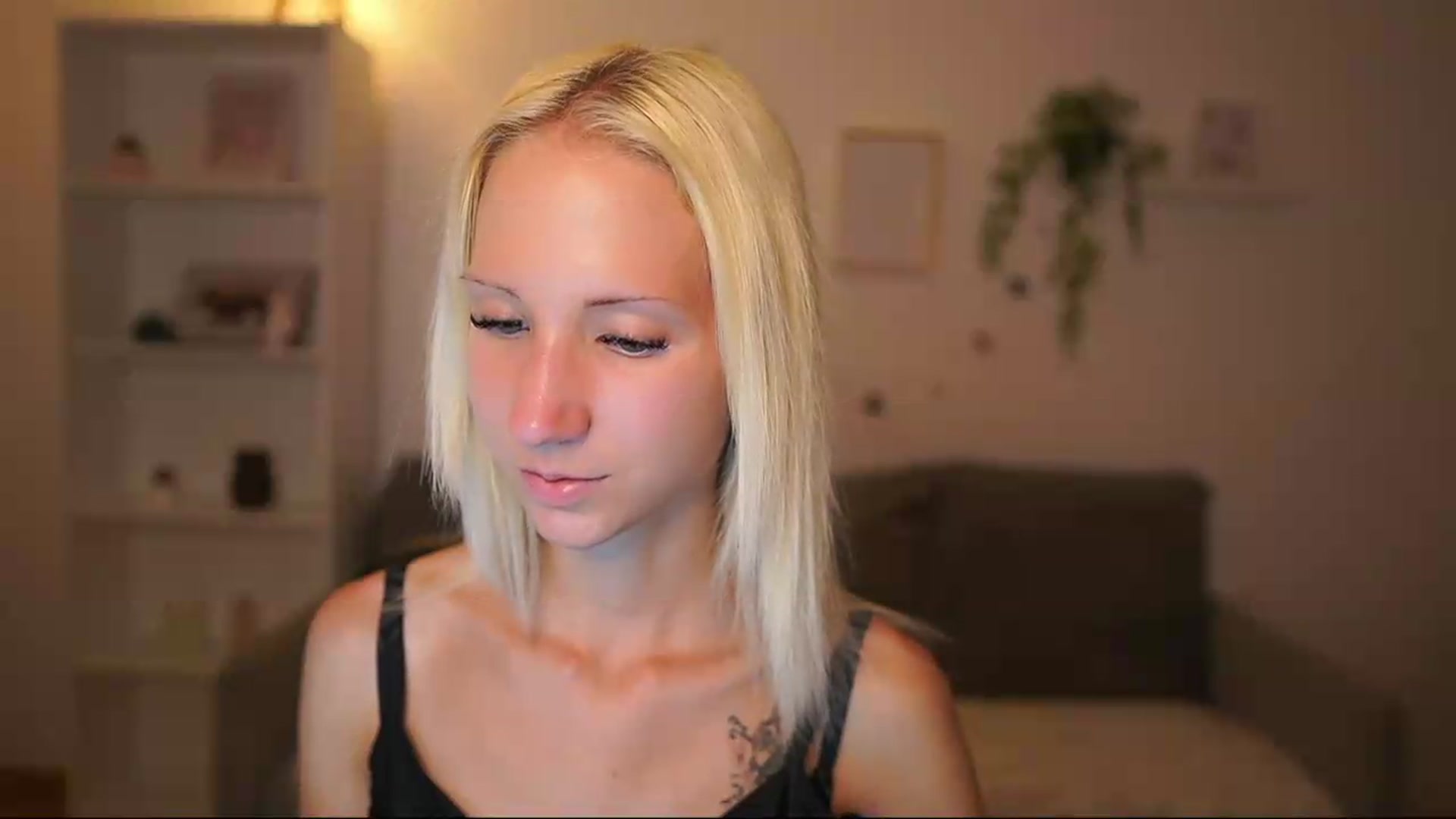 Gallery image thumbnail from PierrePerri's myfreecams stream on, 08/11/2026, 18:38 image 4 of 20