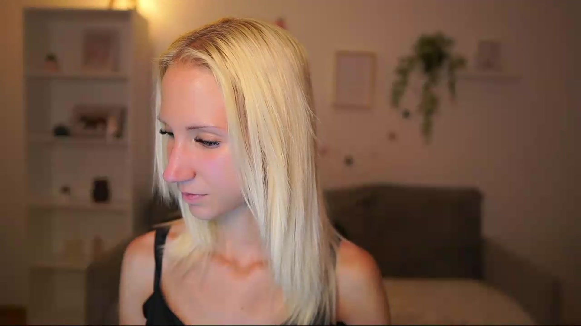 Gallery image thumbnail from PierrePerri's myfreecams stream on, 08/11/2026, 19:24 image 10 of 20