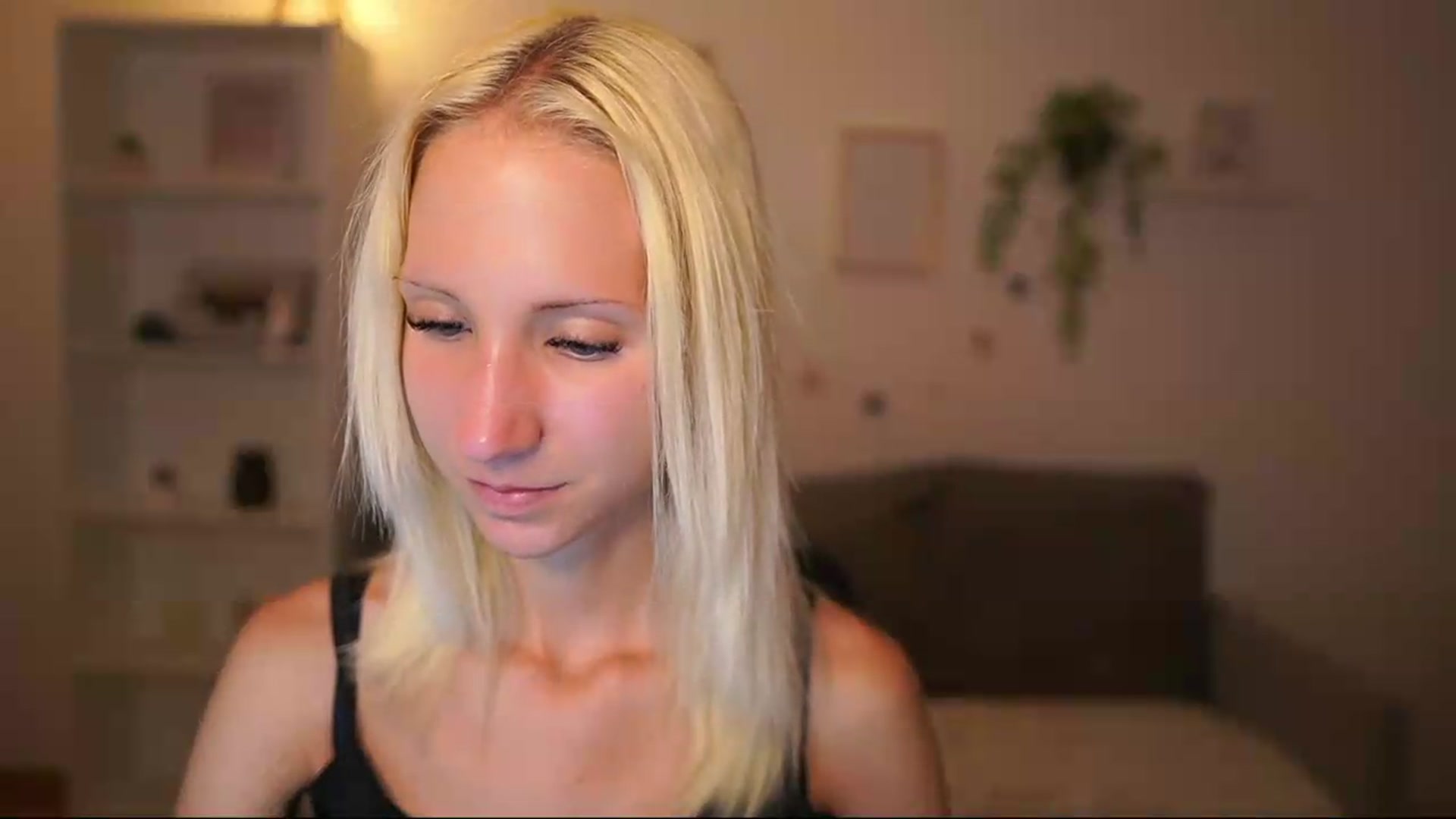 Gallery image thumbnail from PierrePerri's myfreecams stream on, 08/11/2026, 19:24 image 6 of 20