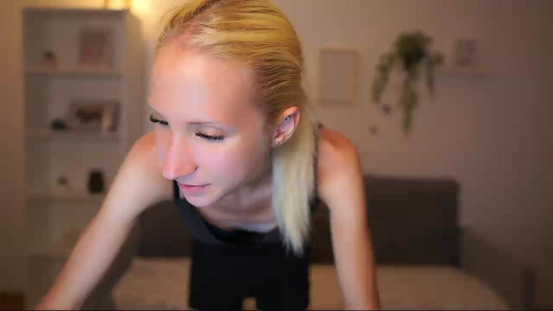 Gallery image thumbnail from PierrePerri's myfreecams stream on, 08/11/2026, 22:48 image 11 of 20