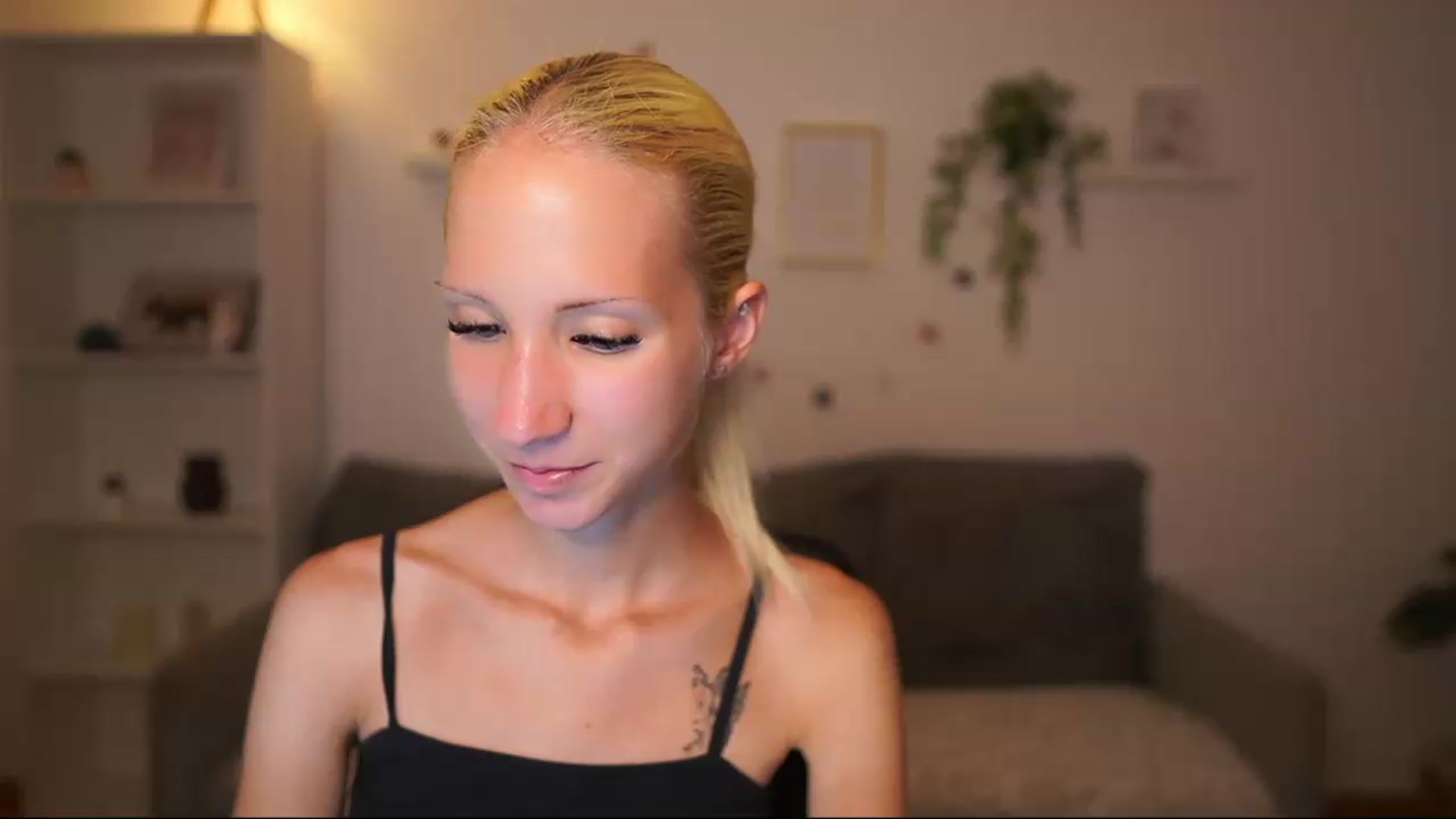 Gallery image thumbnail from PierrePerri's myfreecams stream on, 08/13/2026, 19:38 image 2 of 20