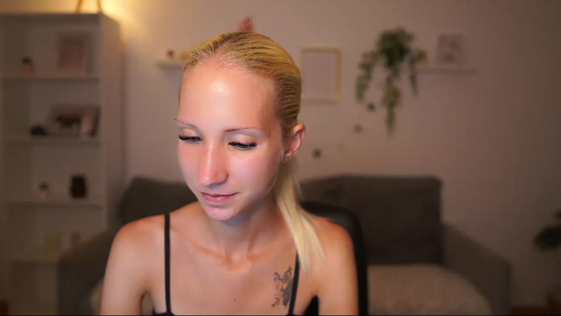 Gallery image thumbnail from PierrePerri's myfreecams stream on, 08/13/2026, 21:23 image 2 of 20