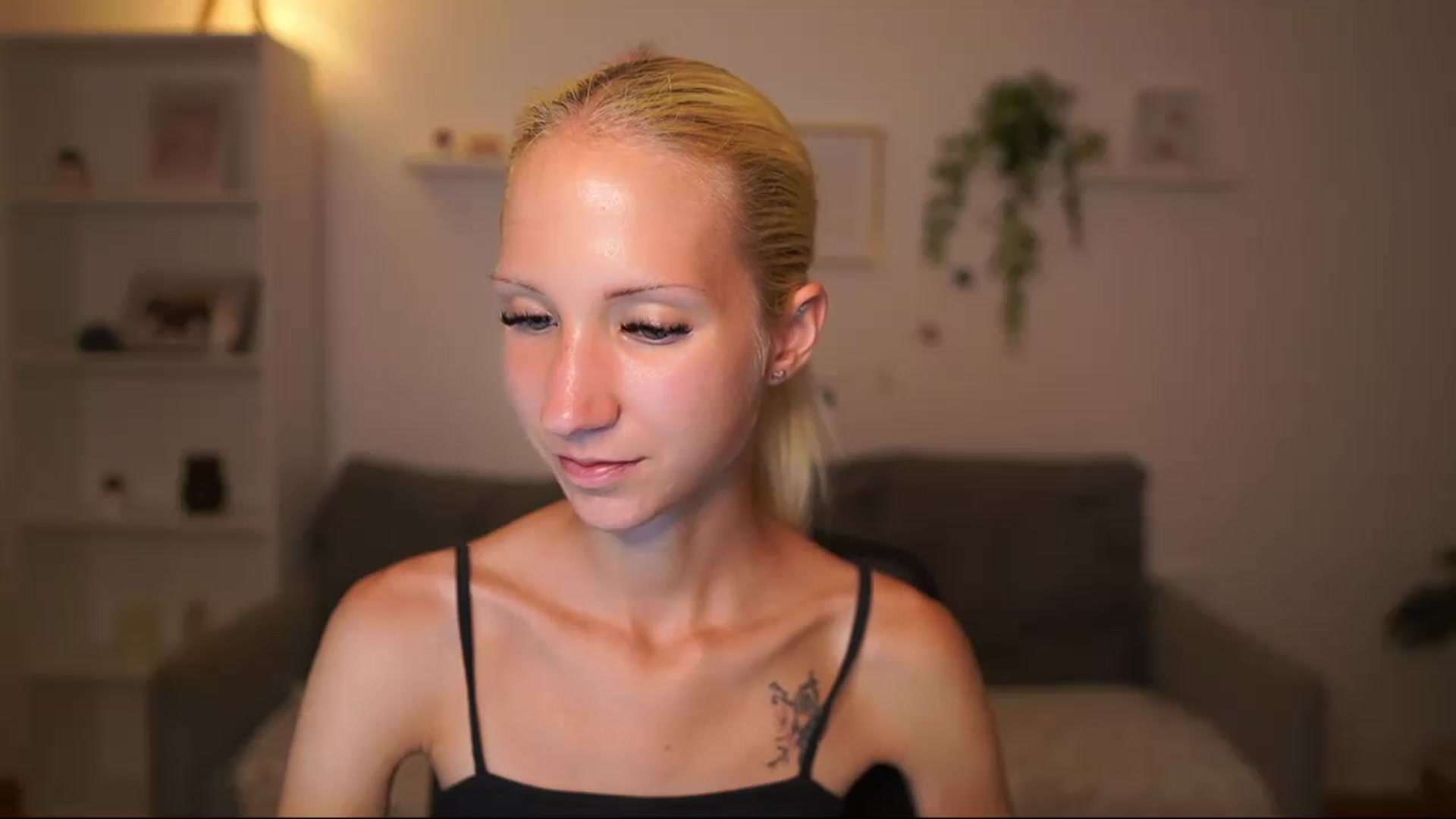 Gallery image thumbnail from PierrePerri's myfreecams stream on, 08/13/2026, 22:05 image 19 of 20