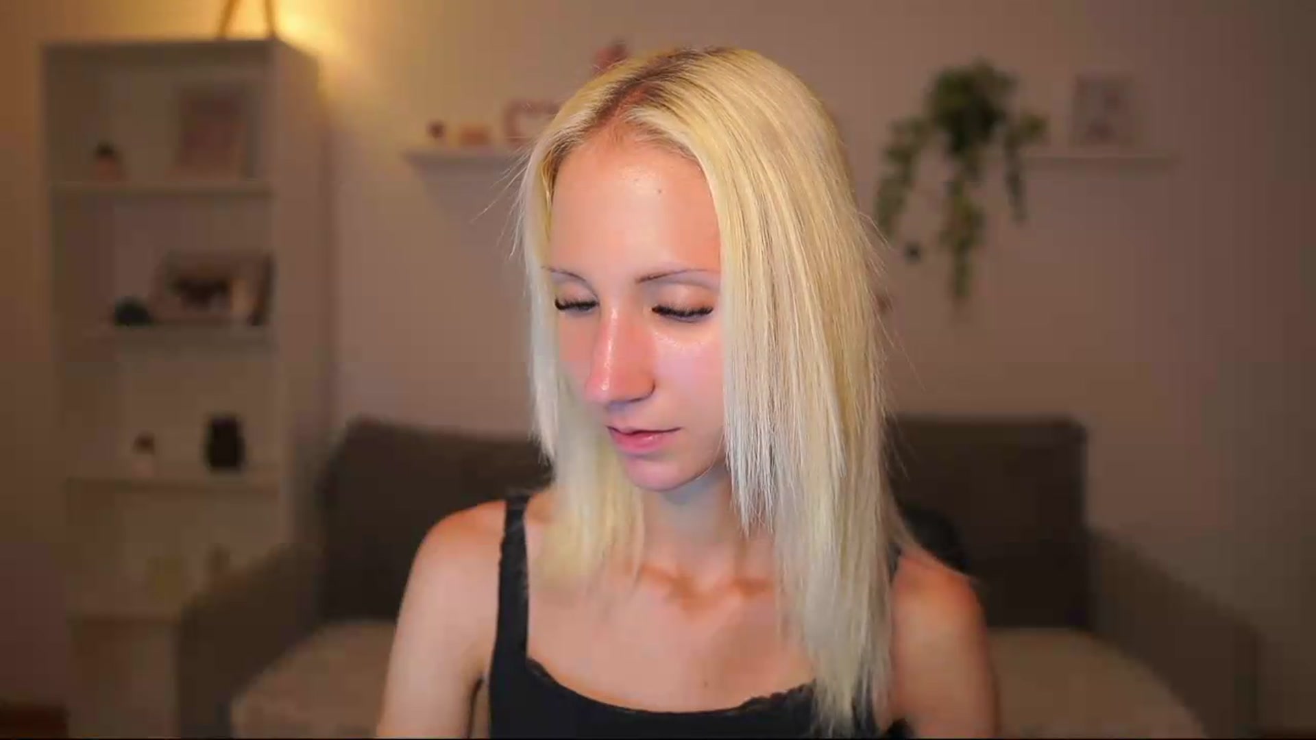 Gallery image thumbnail from PierrePerri's myfreecams stream on, 08/15/2026, 18:51 image 14 of 20