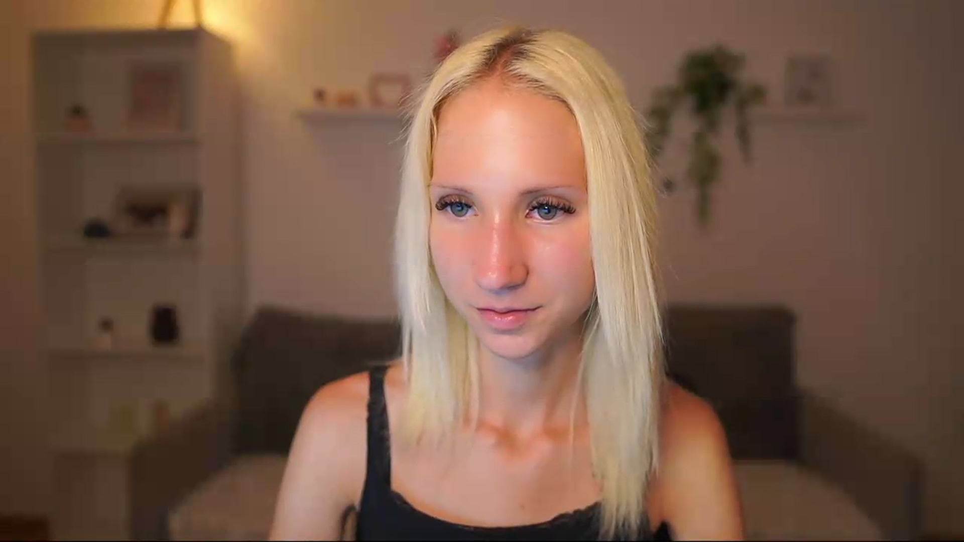 Gallery image thumbnail from PierrePerri's myfreecams stream on, 08/15/2026, 18:51 image 13 of 20