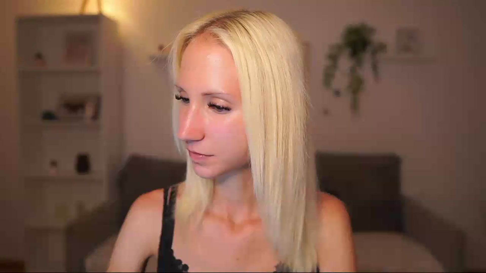 Gallery image thumbnail from PierrePerri's myfreecams stream on, 08/15/2026, 21:33 image 9 of 20