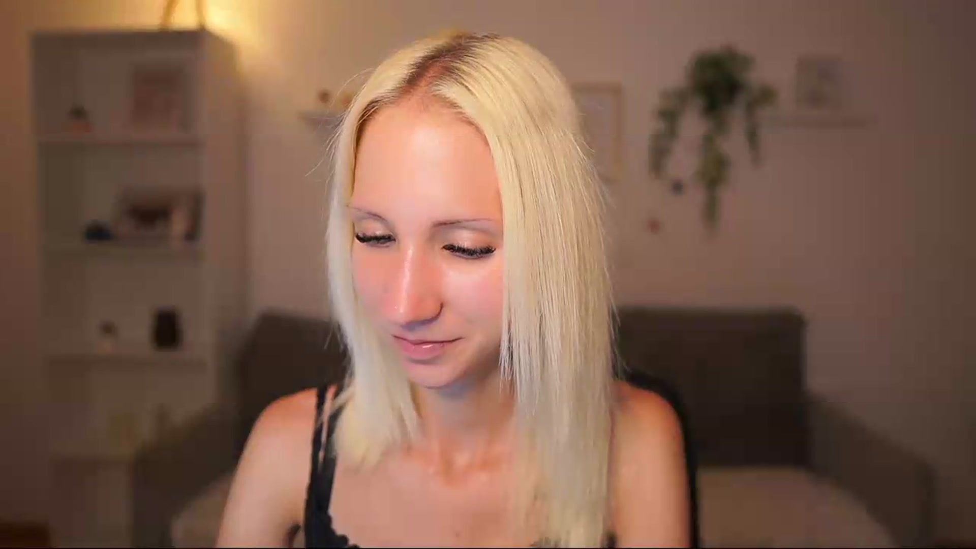 Gallery image thumbnail from PierrePerri's myfreecams stream on, 08/15/2026, 21:33 image 2 of 20