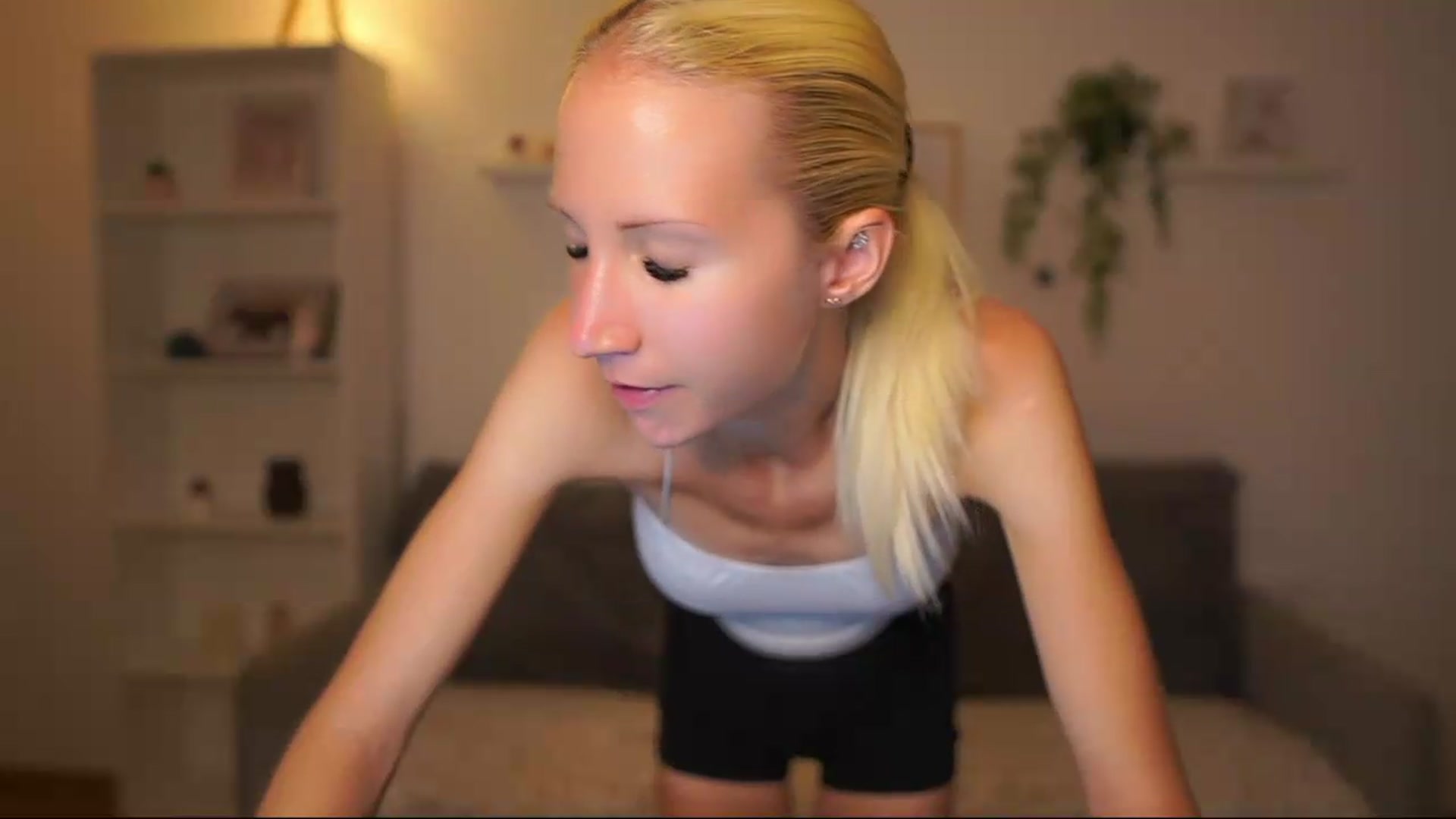 Gallery image thumbnail from PierrePerri's myfreecams stream on, 08/17/2026, 18:39 image 8 of 20