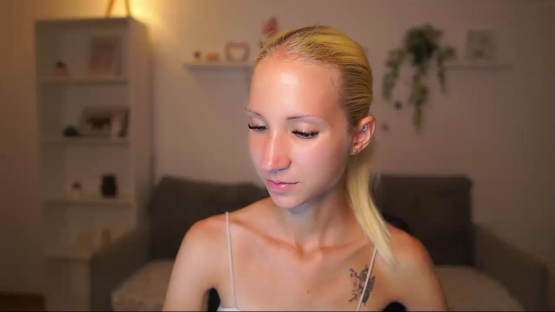 Gallery image thumbnail from PierrePerri's myfreecams stream on, 08/17/2026, 18:39 image 2 of 20