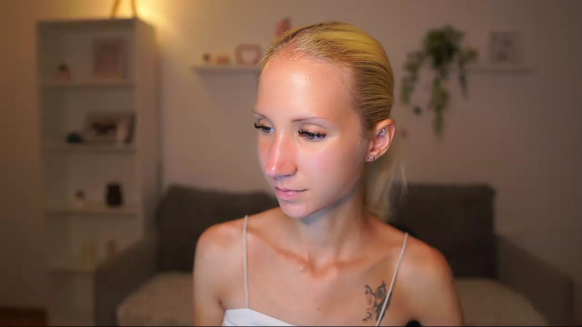 Gallery image thumbnail from PierrePerri's myfreecams stream on, 08/17/2026, 18:39 image 10 of 20
