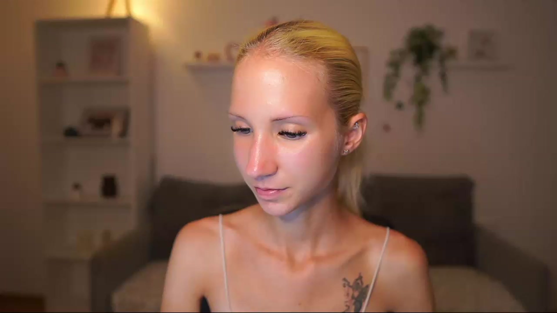 Gallery image thumbnail from PierrePerri's myfreecams stream on, 08/17/2026, 21:17 image 2 of 20