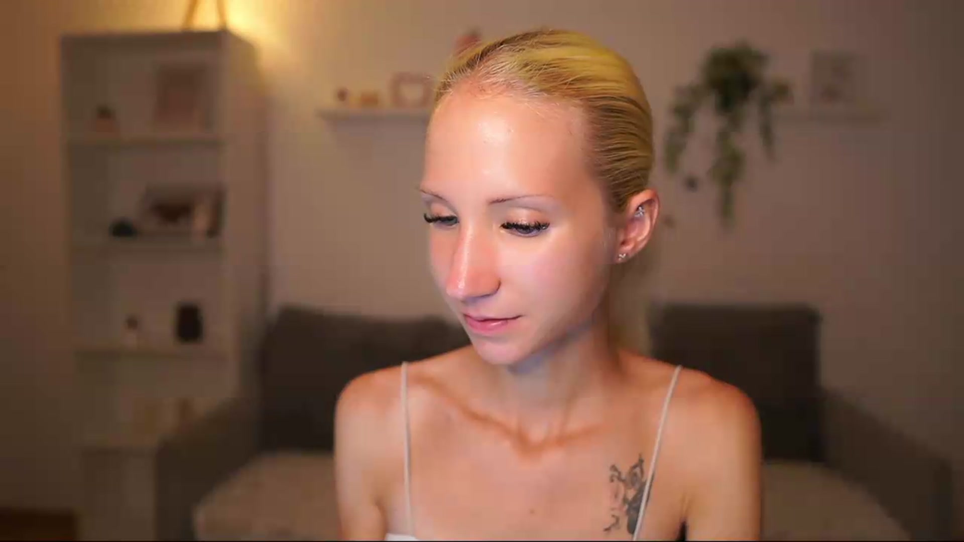 Gallery image thumbnail from PierrePerri's myfreecams stream on, 08/17/2026, 21:17 image 9 of 20