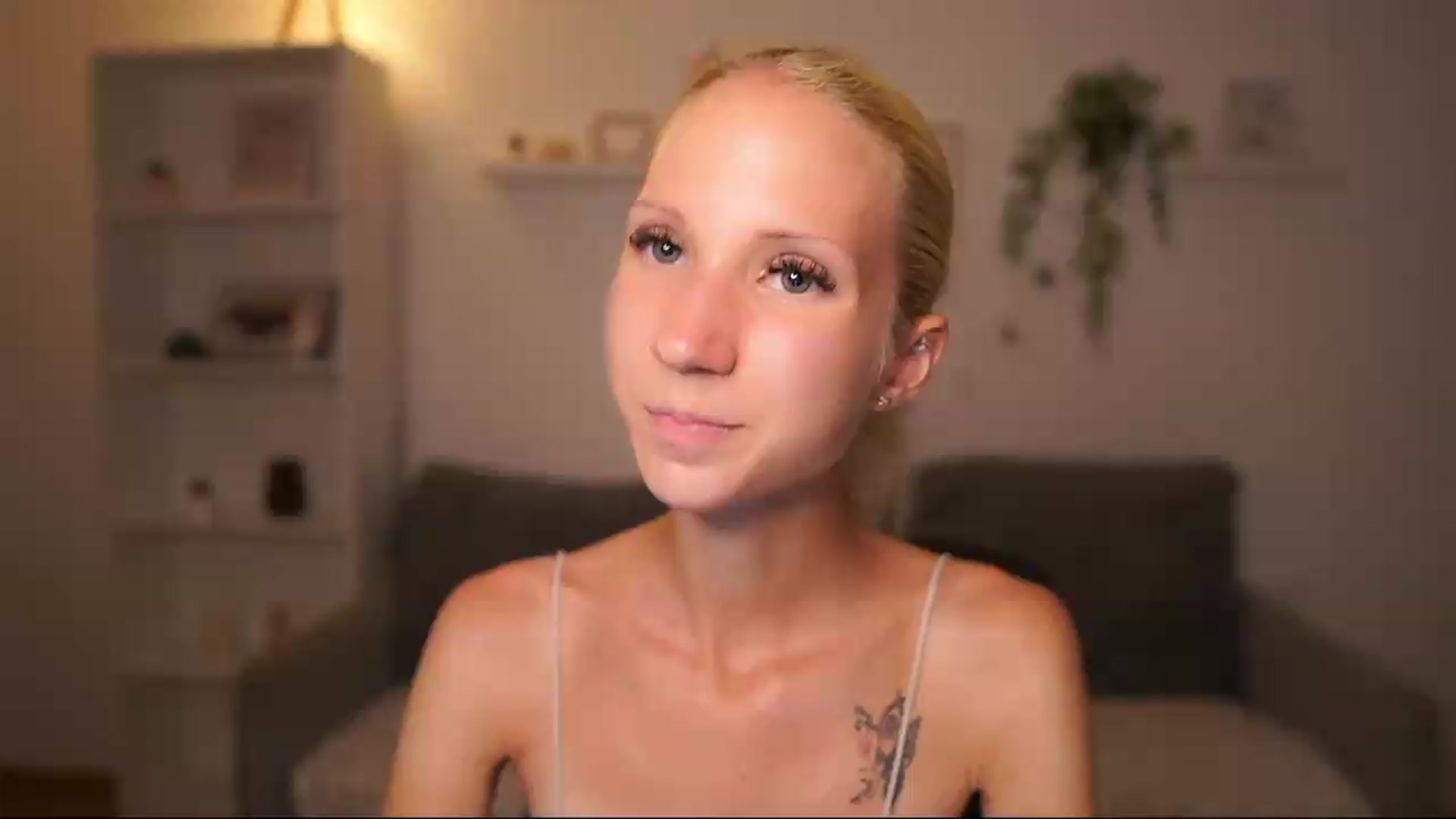 Gallery image thumbnail from PierrePerri's myfreecams stream on, 08/17/2026, 22:16 image 9 of 20