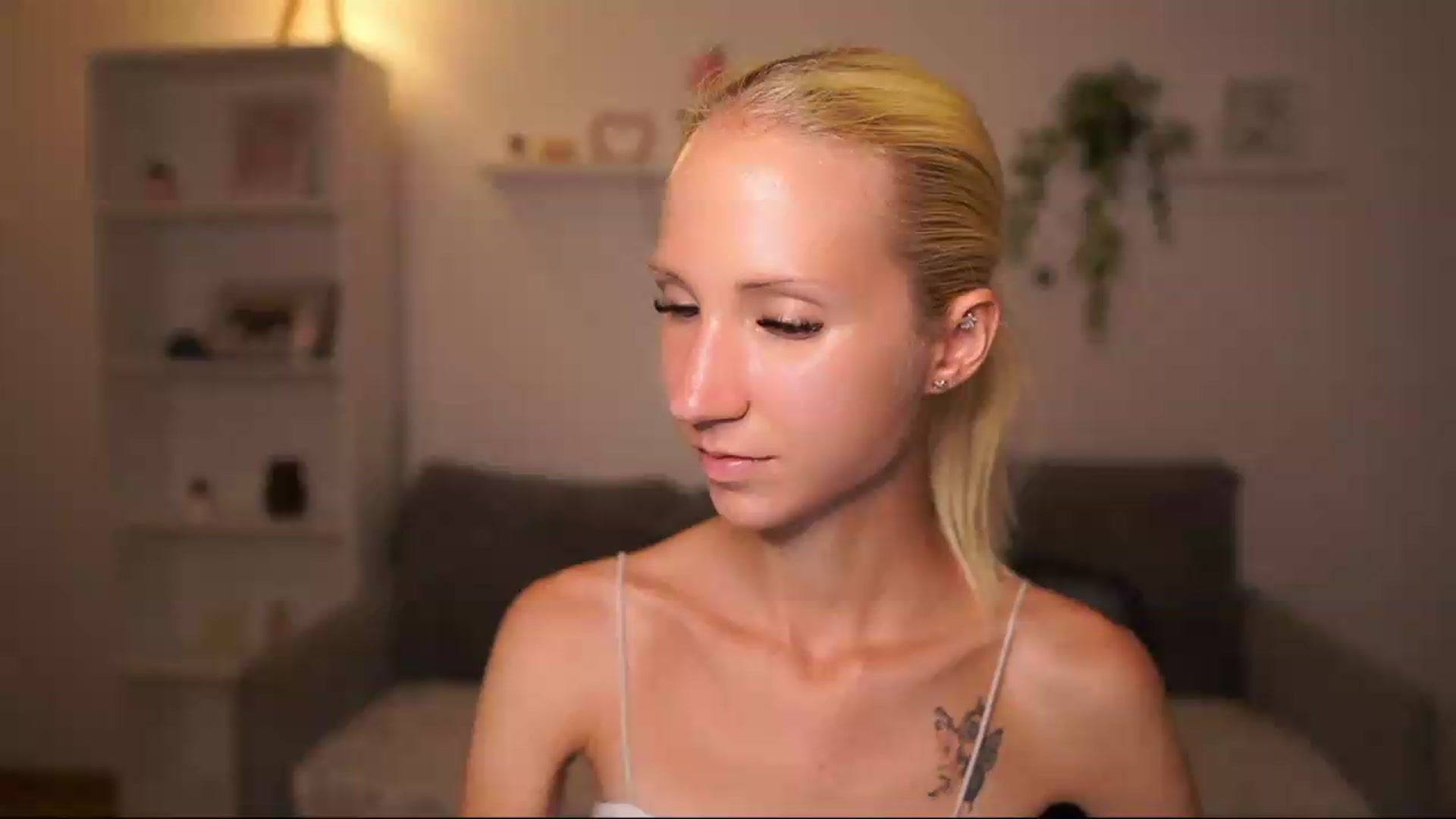 Gallery image thumbnail from PierrePerri's myfreecams stream on, 08/17/2026, 22:16 image 14 of 20