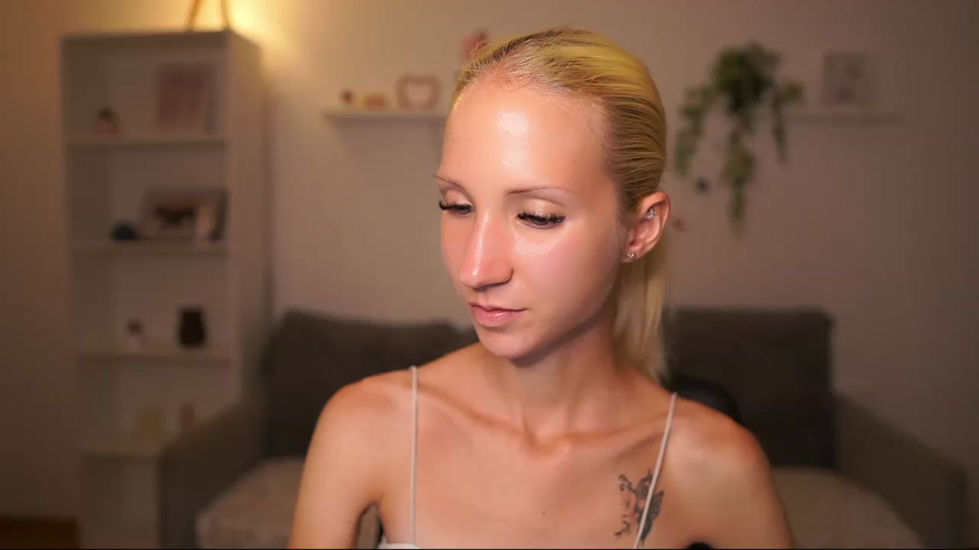 Gallery image thumbnail from PierrePerri's myfreecams stream on, 08/17/2026, 22:16 image 2 of 20