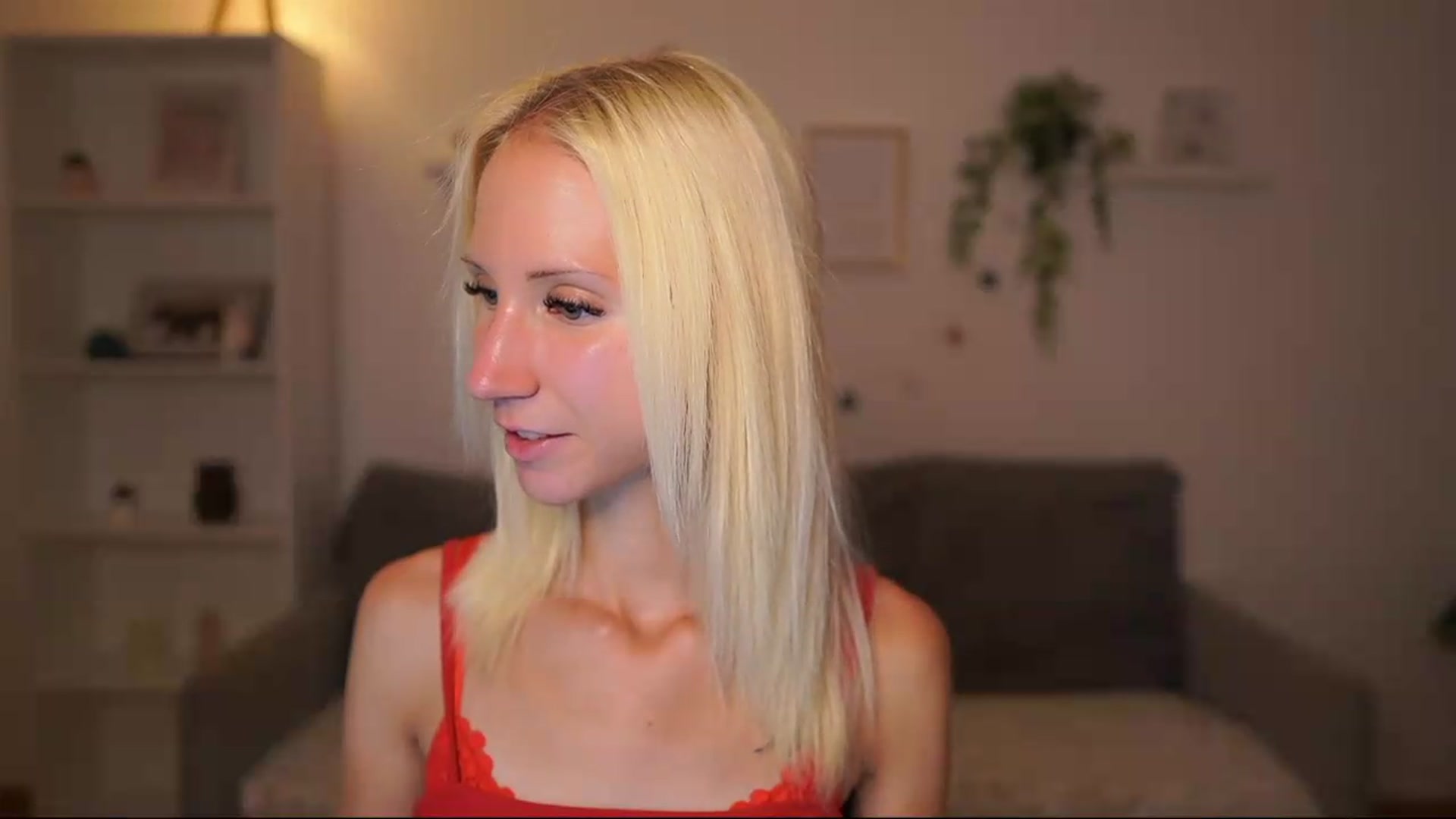 Gallery image thumbnail from PierrePerri's myfreecams stream on, 08/19/2026, 17:42 image 18 of 20
