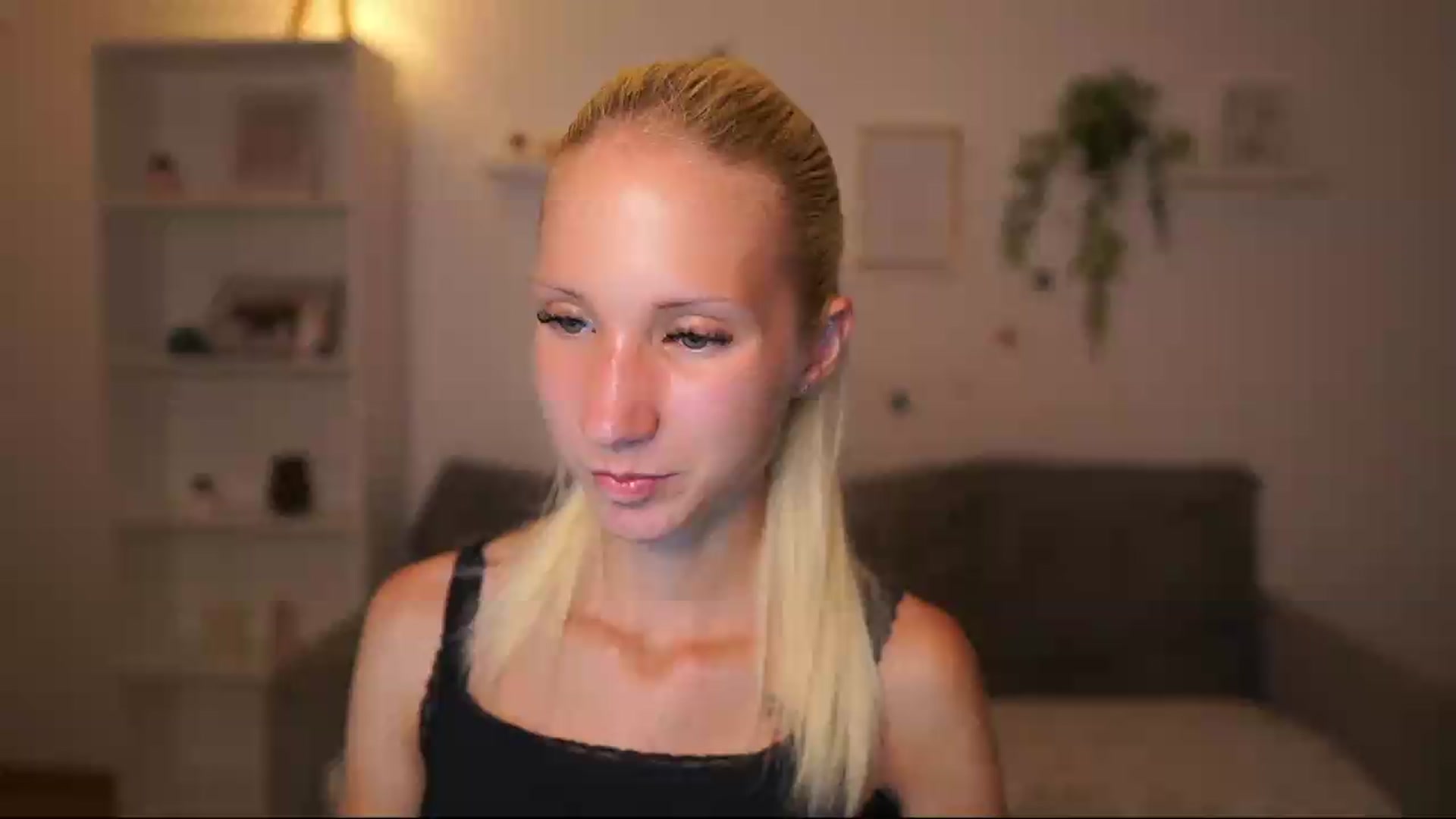 Gallery image thumbnail from PierrePerri's myfreecams stream on, 08/20/2026, 20:38 image 2 of 20