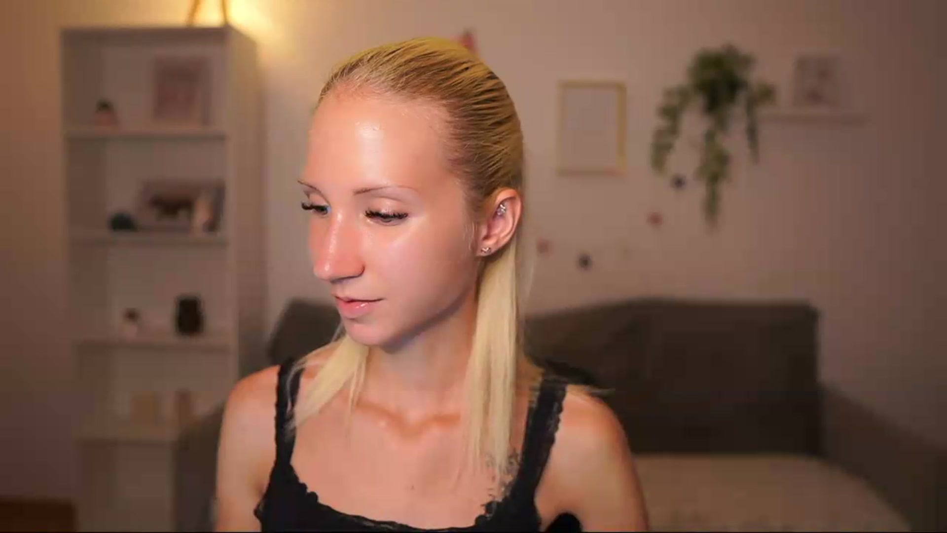 Gallery image thumbnail from PierrePerri's myfreecams stream on, 08/20/2026, 20:38 image 13 of 20