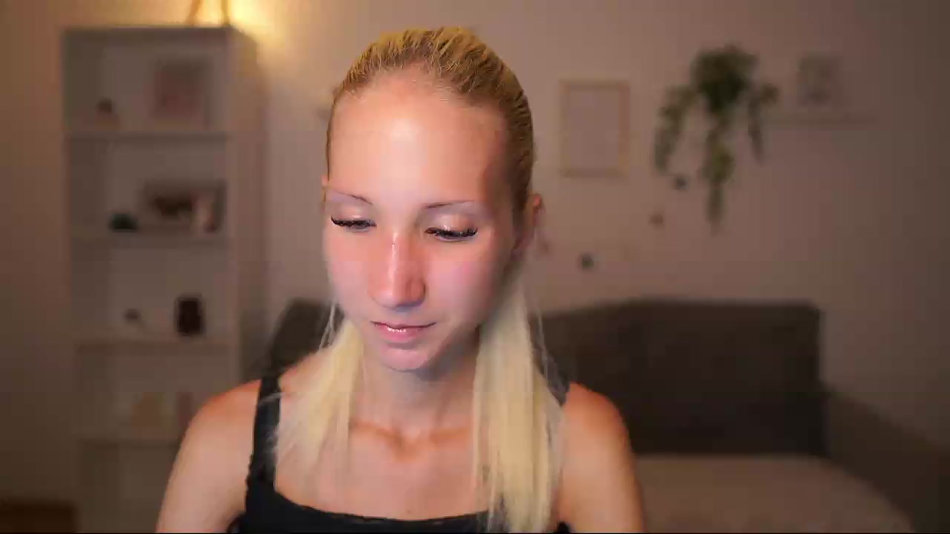 Gallery image thumbnail from PierrePerri's myfreecams stream on, 08/20/2026, 20:38 image 1 of 20