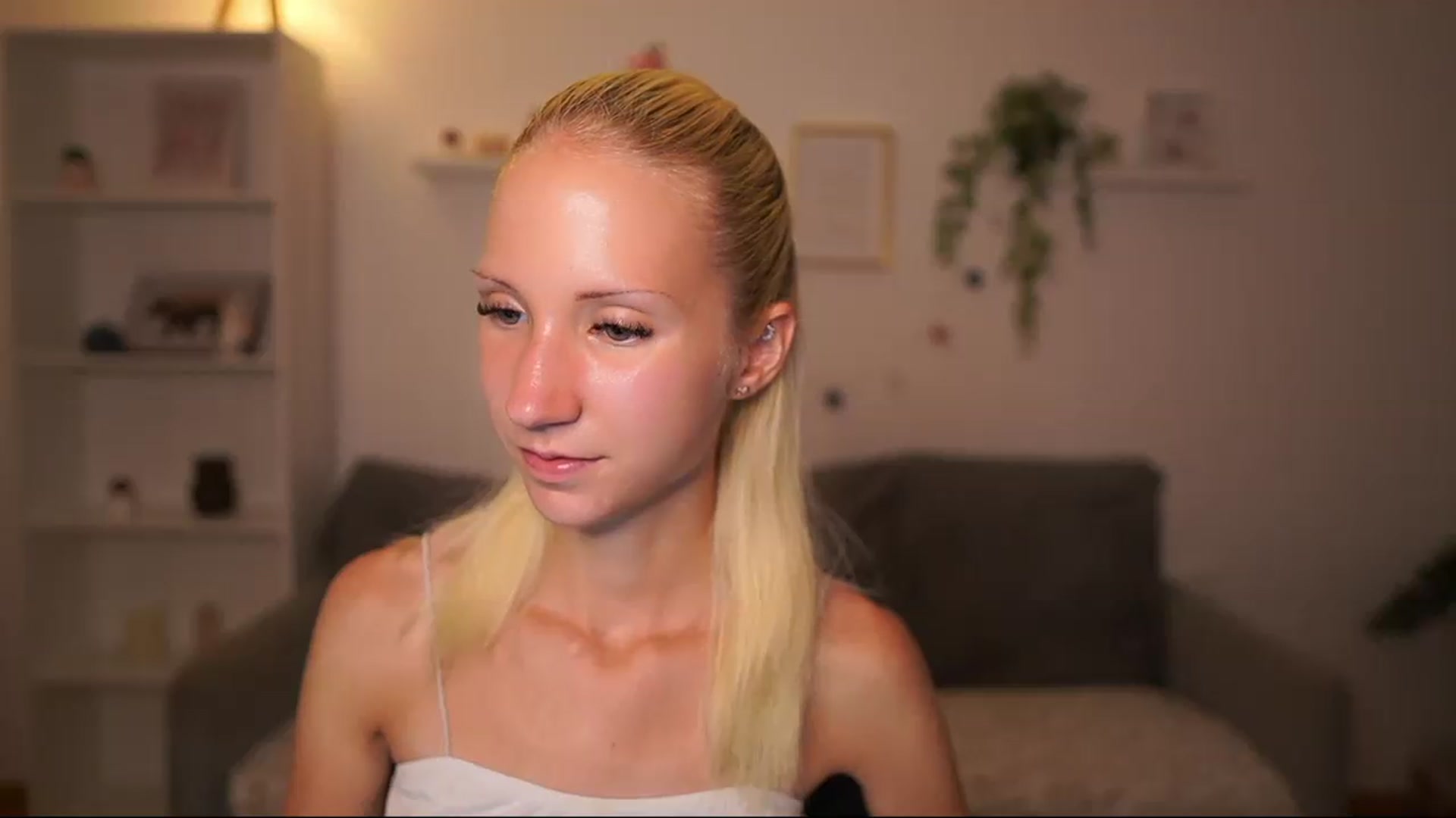 Gallery image thumbnail from PierrePerri's myfreecams stream on, 08/21/2026, 18:42 image 7 of 20