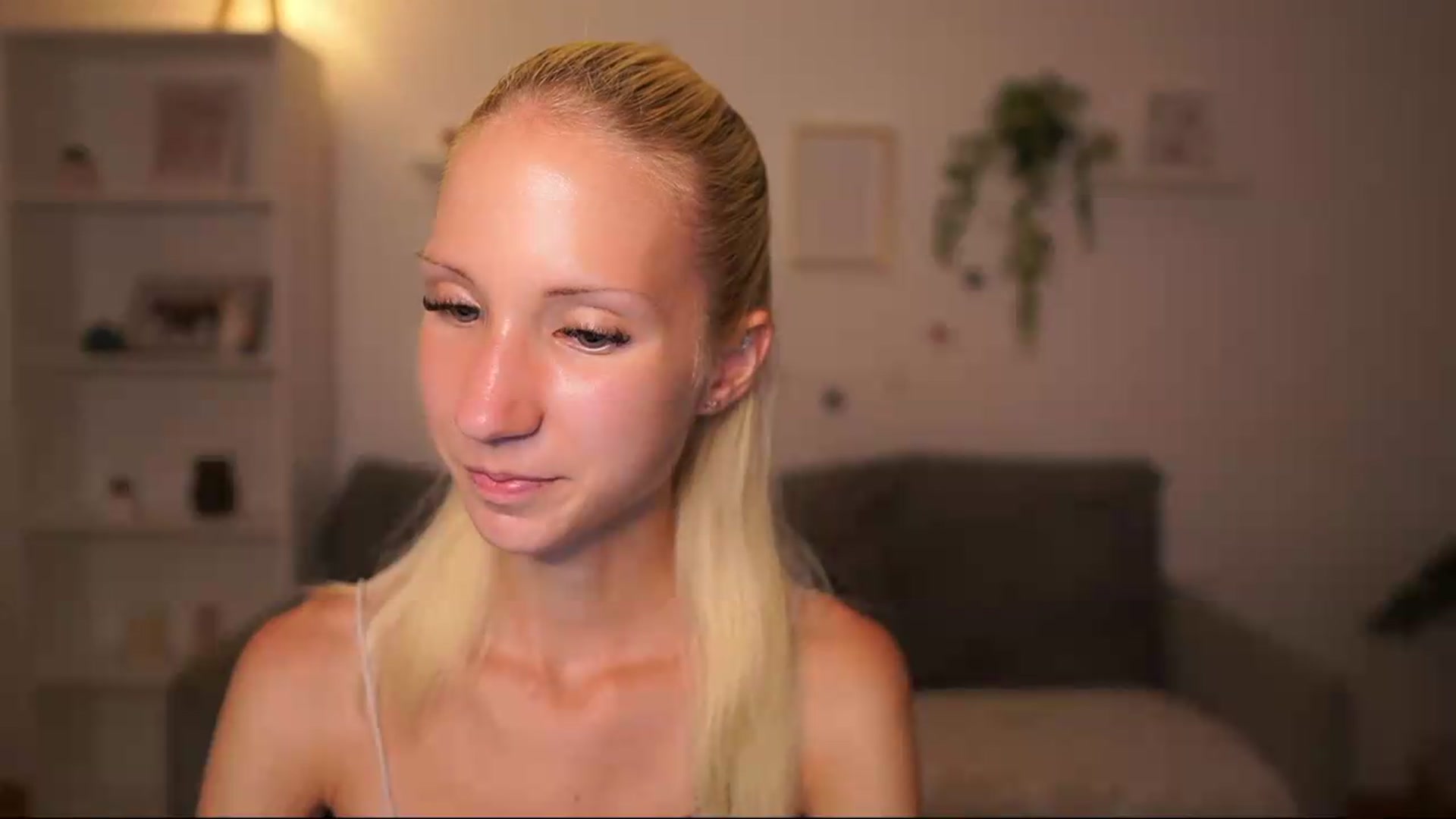 Gallery image thumbnail from PierrePerri's myfreecams stream on, 08/21/2026, 18:42 image 3 of 20