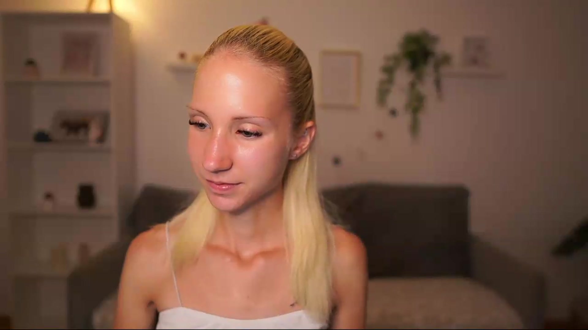 Gallery image thumbnail from PierrePerri's myfreecams stream on, 08/21/2026, 18:42 image 9 of 20