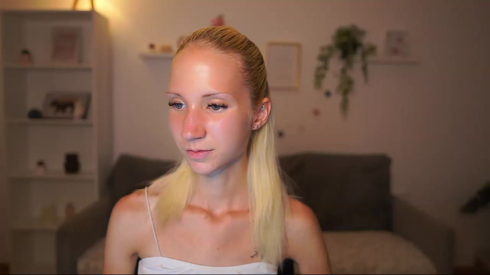Gallery image thumbnail from PierrePerri's myfreecams stream on, 08/21/2026, 18:42 image 12 of 20