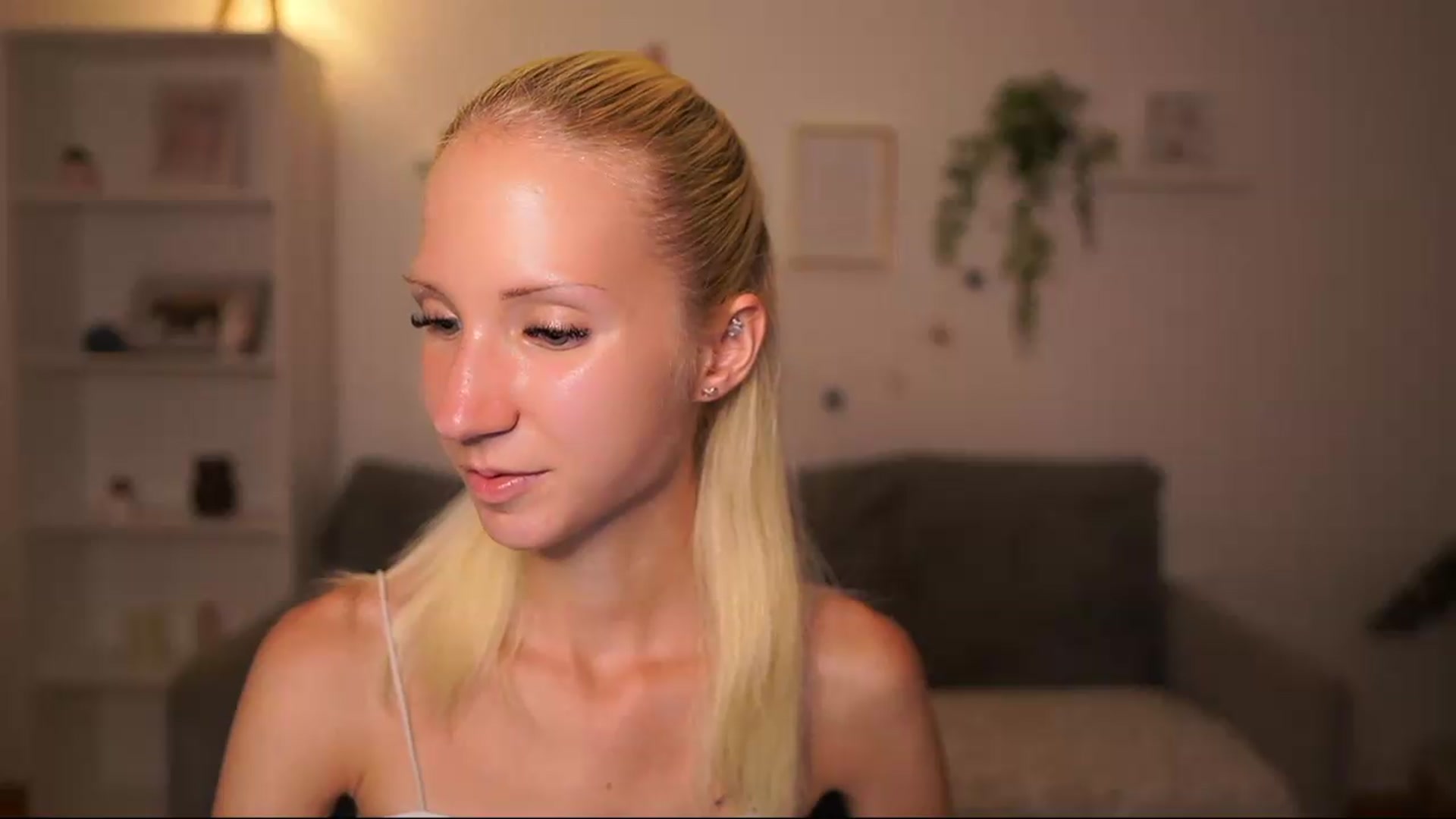 Gallery image thumbnail from PierrePerri's myfreecams stream on, 08/21/2026, 18:42 image 2 of 20