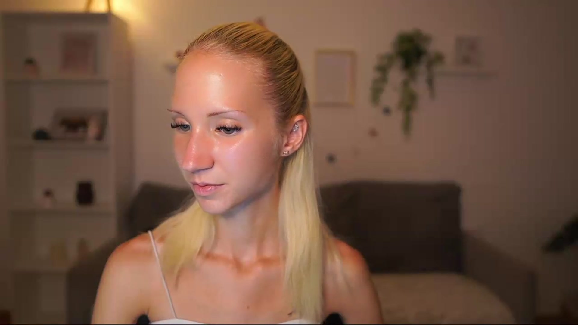 Gallery image thumbnail from PierrePerri's myfreecams stream on, 08/21/2026, 19:54 image 15 of 20