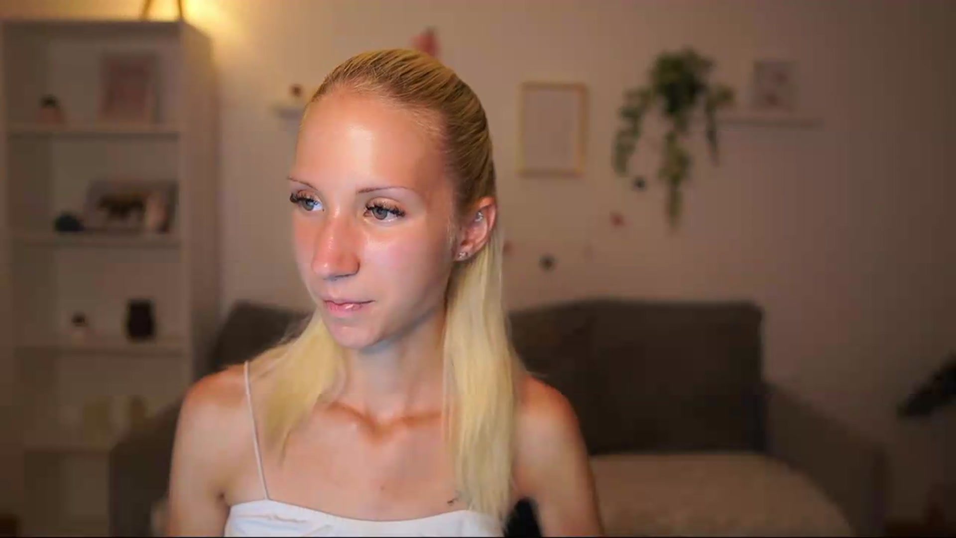 Gallery image thumbnail from PierrePerri's myfreecams stream on, 08/21/2026, 19:54 image 9 of 20