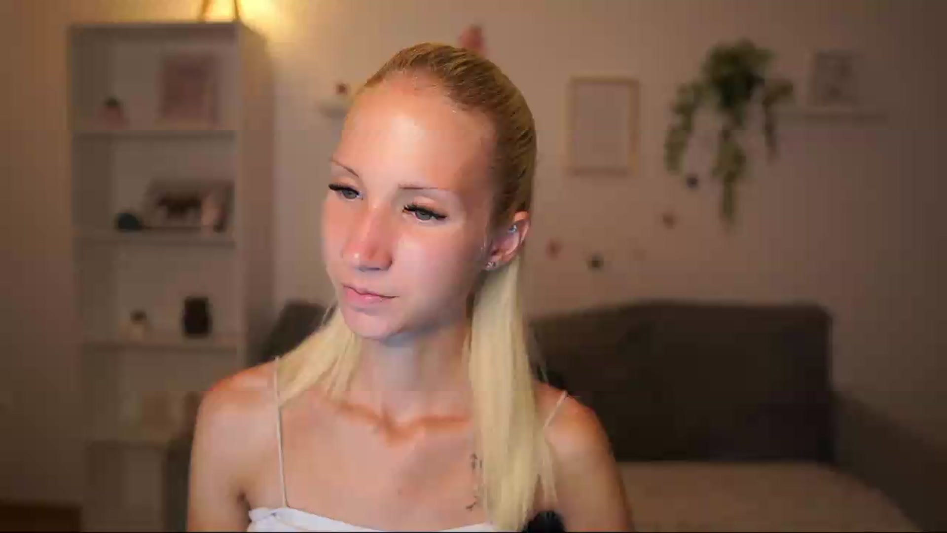 Gallery image thumbnail from PierrePerri's myfreecams stream on, 08/24/2026, 20:10 image 1 of 20