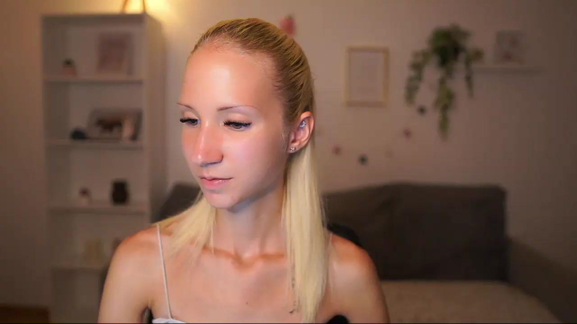 Gallery image thumbnail from PierrePerri's myfreecams stream on, 08/24/2026, 20:10 image 13 of 20