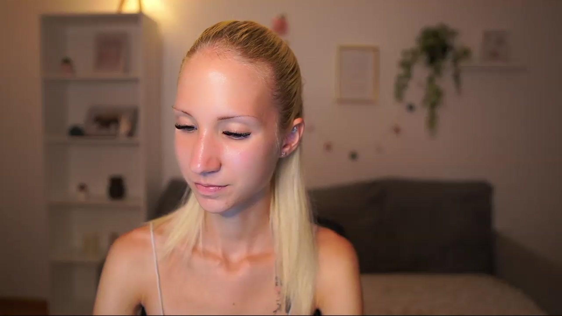 Gallery image thumbnail from PierrePerri's myfreecams stream on, 08/24/2026, 20:10 image 14 of 20