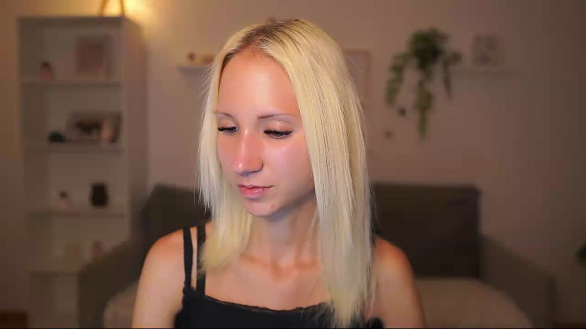 Gallery image thumbnail from PierrePerri's myfreecams stream on, 08/26/2026, 20:21 image 8 of 20
